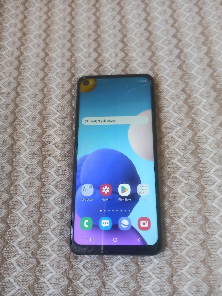 Türkiye Samsung a21 S..6 rem 64 hafıza detayları altta açıklamada - 2