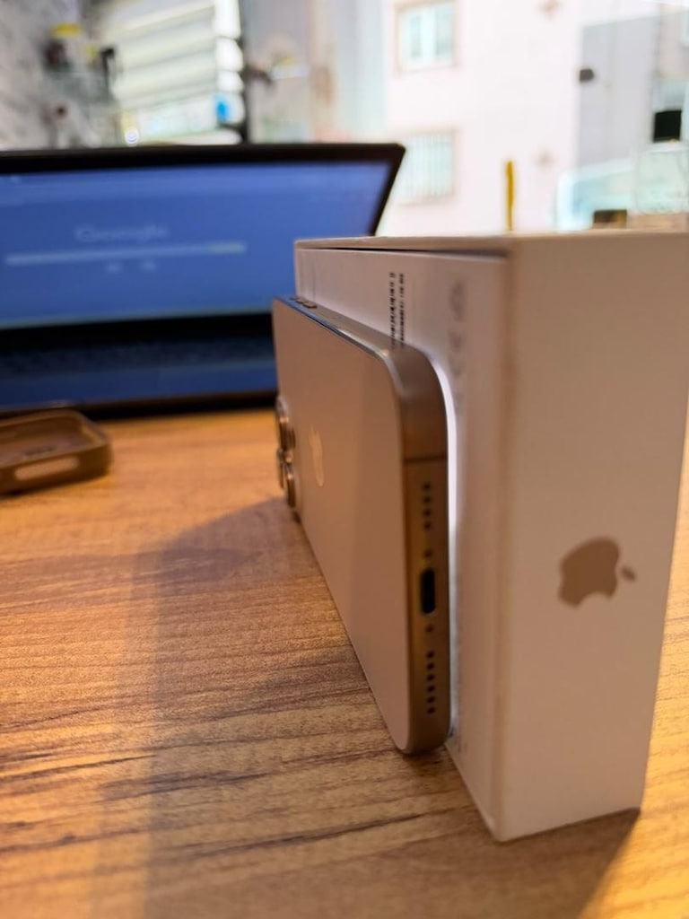 iPhone 16 Pro Max 256 GB – İlk Sahibinden - 2