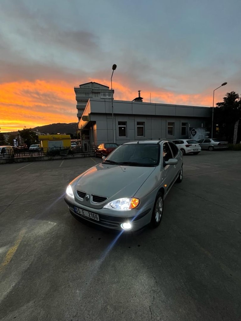 megane 1 RTE 2001 - 2