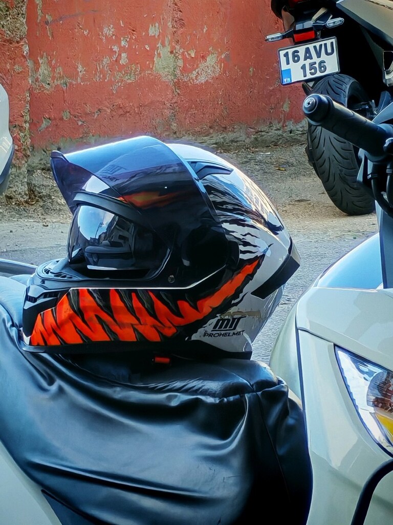 Mt kask - 3