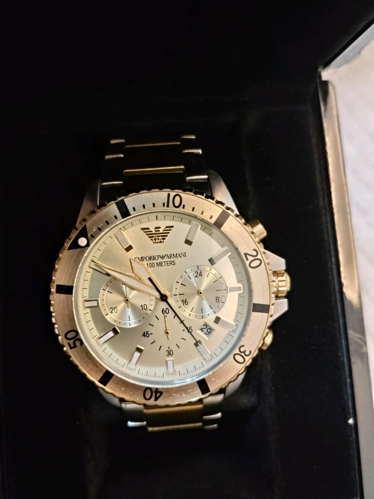 EMPORİO ARMANİ ERKEK SAAT