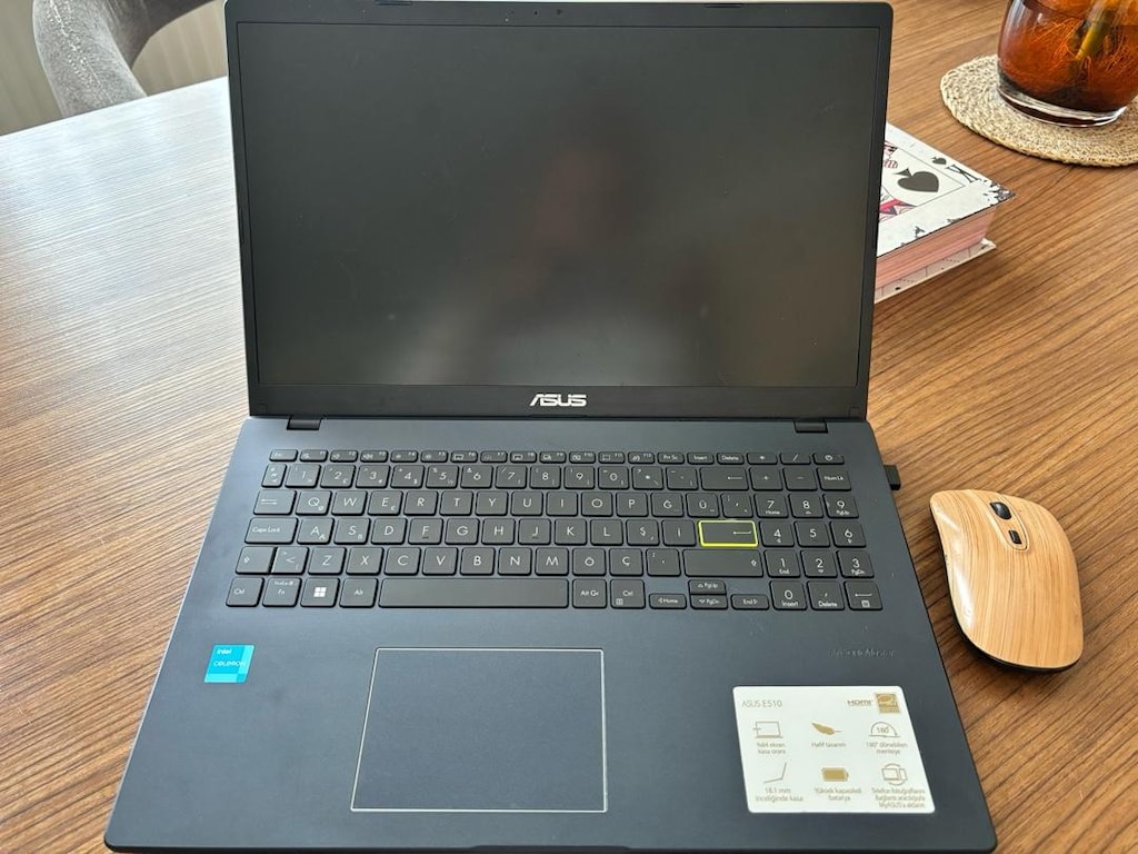 Asus E510 - 2
