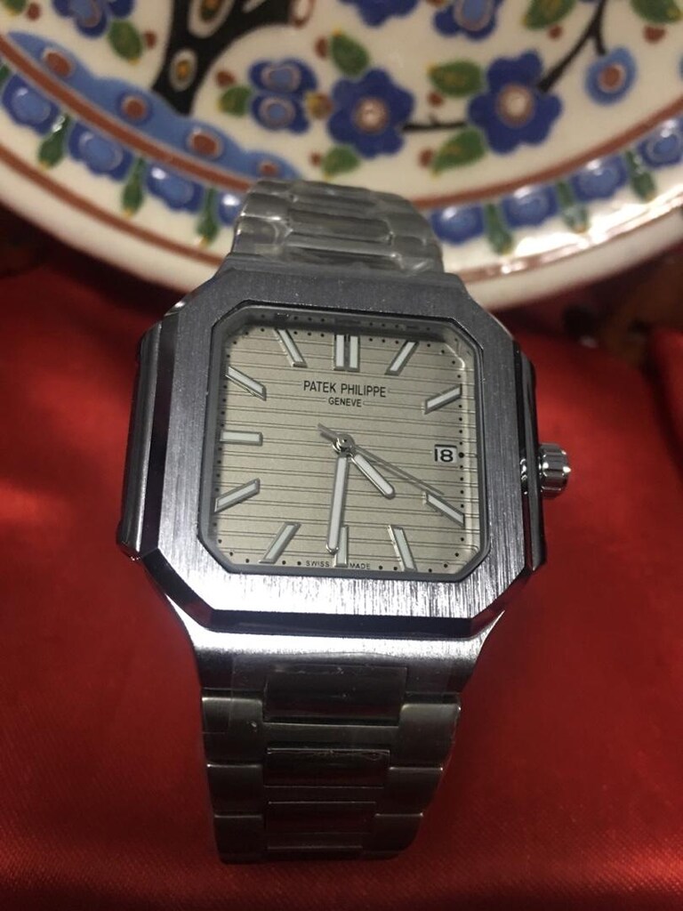 Bir efsane…Patek Philippe Cubitus erkek kol saati… - 2