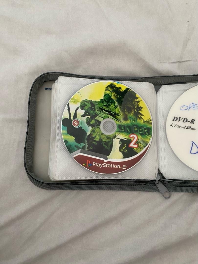 CD / DVD - 12