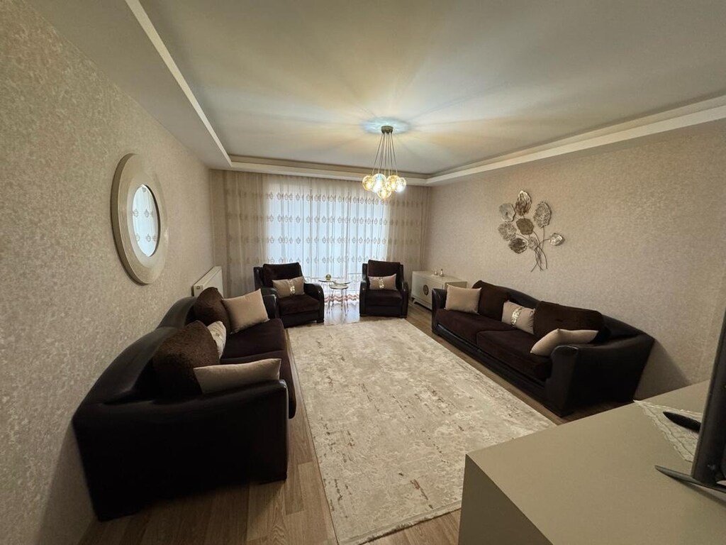 Şık ve Özenle Kullanılmış Komple Salon Takımı | Koltuk Takımı + Konsol - 2