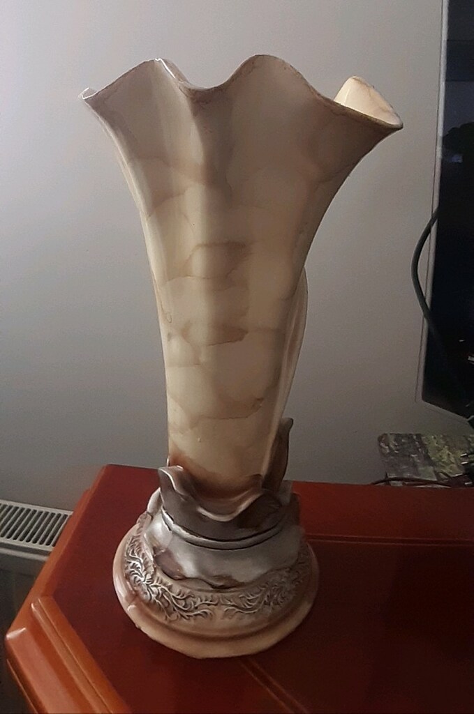 Krem renkli vazo - 2
