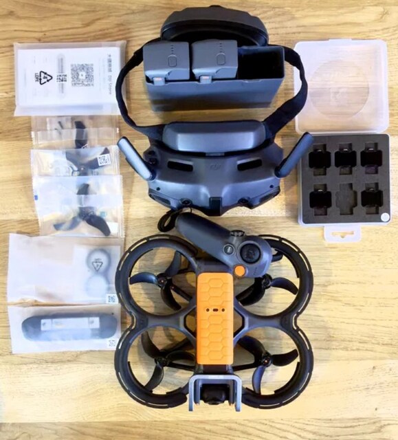 DJI Avata 2 Fly More Combo