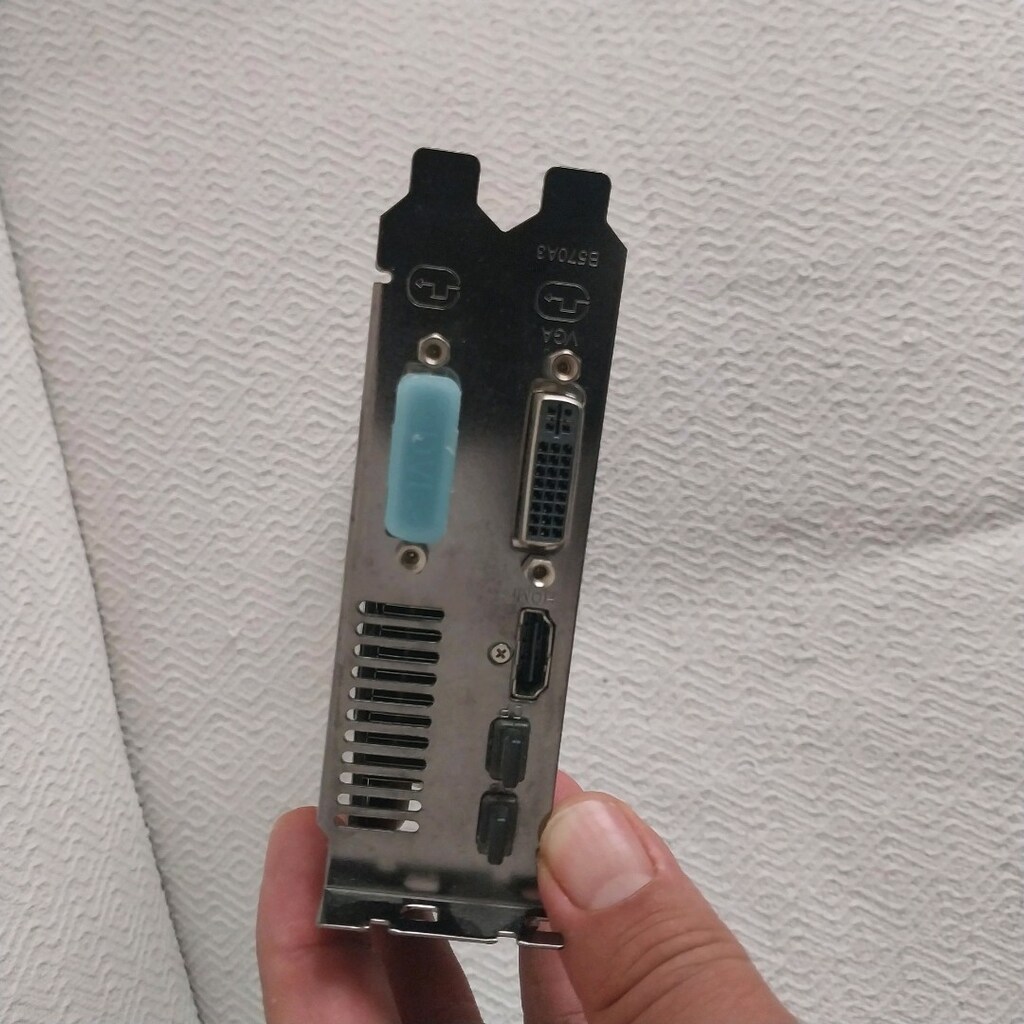 Powercolor HD7870 GDD - 6