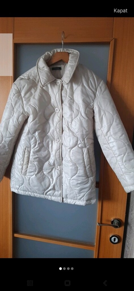Yağmurluk tipi kisa mont