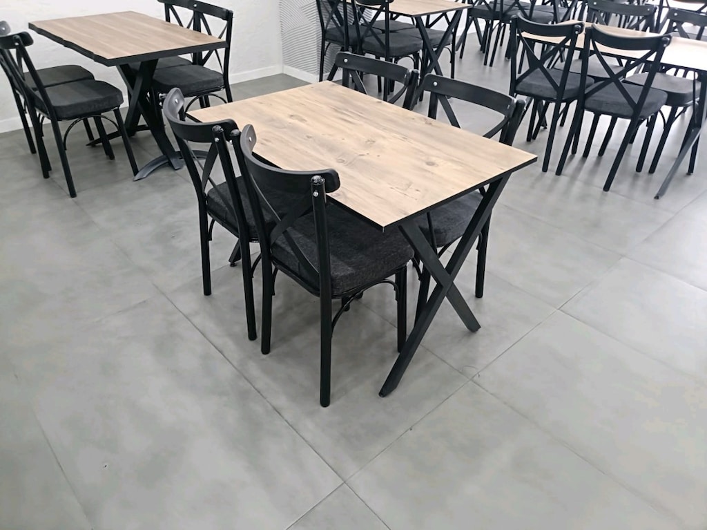 Ahşap Desenli Yemek Masası - 19