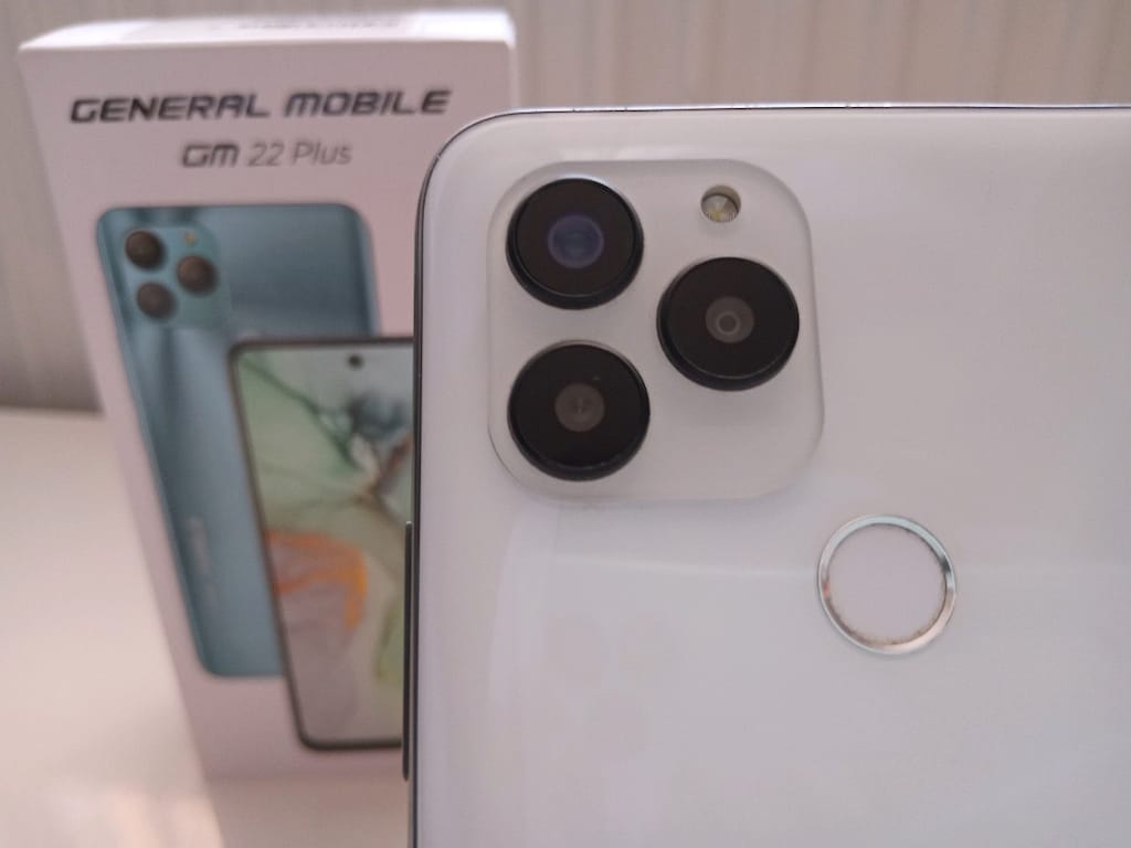GENERAL MOBİLE GM 22 PLUS BEYAZ RENK 4 GB RAM 128 GB HAFIZA General M - 9