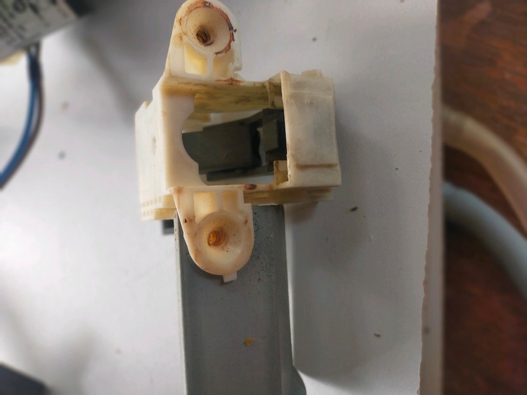 ELEKTROLUX BULAŞIK MAKİNESİ MOTOR VE TÜM YEDEK PARÇALARI - 10