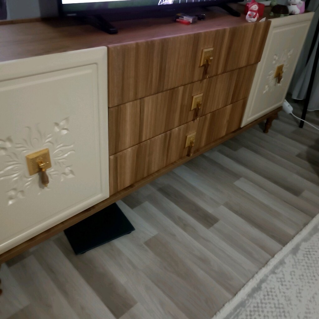 weltew TV konsolu