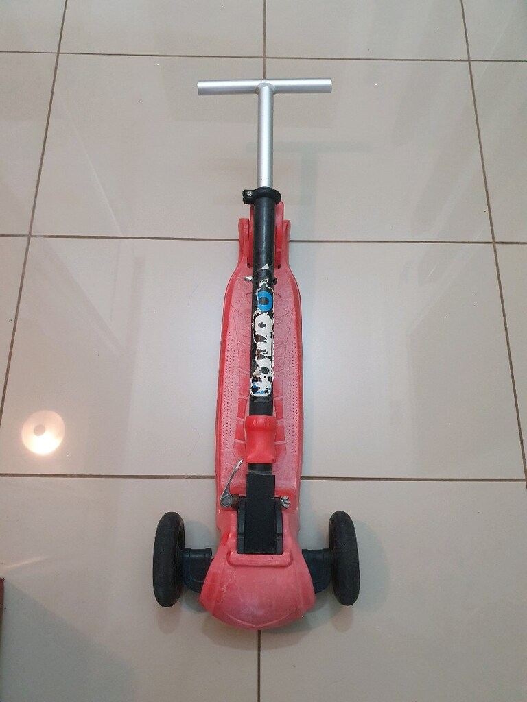 Tekerlekleri Işıklı 3 Tekerlekli Scooter - 3