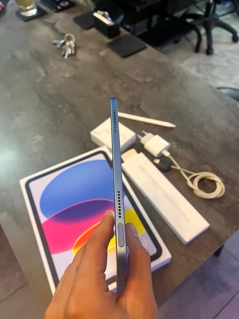 10.Nesil 256 GB + apple Pancil ve şarj cihazı + 8 ay Garanti - 2