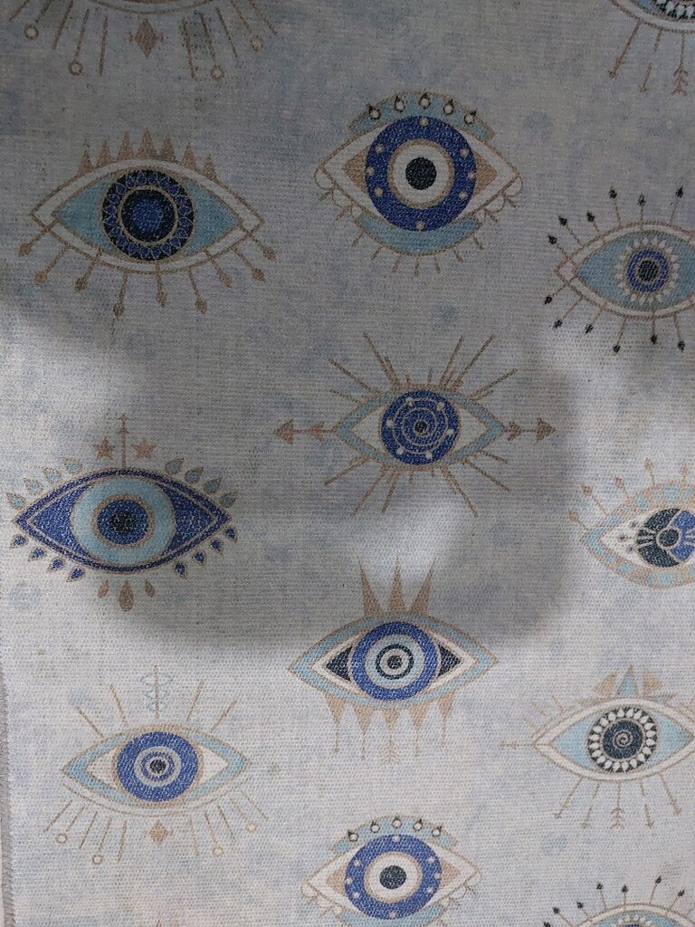 Kilim. uzunluk 280. Eni 77 - 2