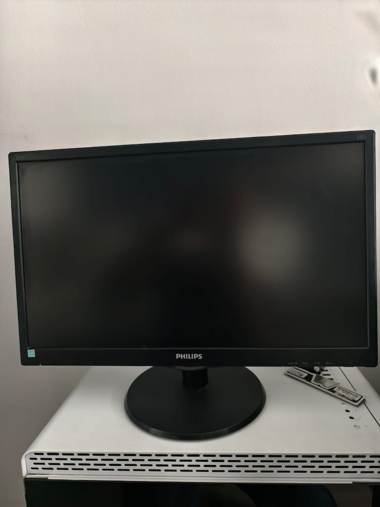 PHİLİPS LED MONİTÖR - 5