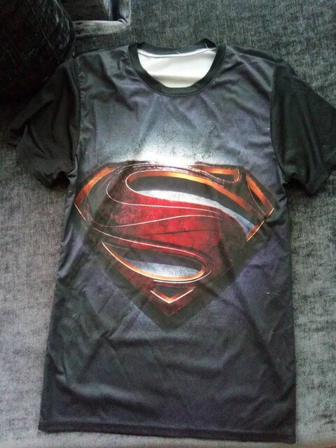 SUPERMAN ÇOCUK TİŞÖRTÜ, 7 -12 yaş arası uyar ölçüdür.