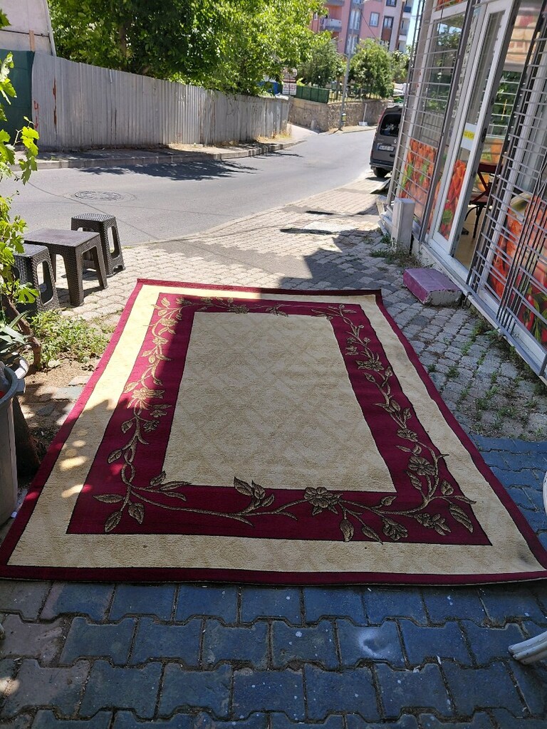 Eski Halı - 2