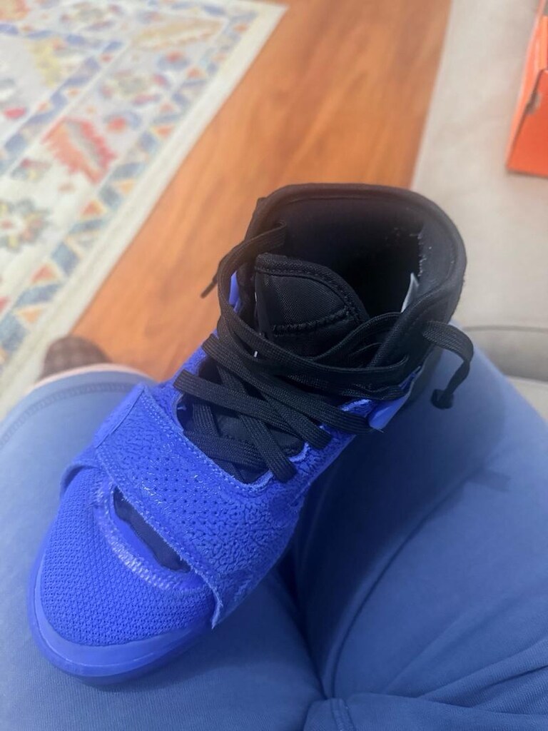 Nike Air Jordan Zion 2 modelidir 37,5 numara - 2
