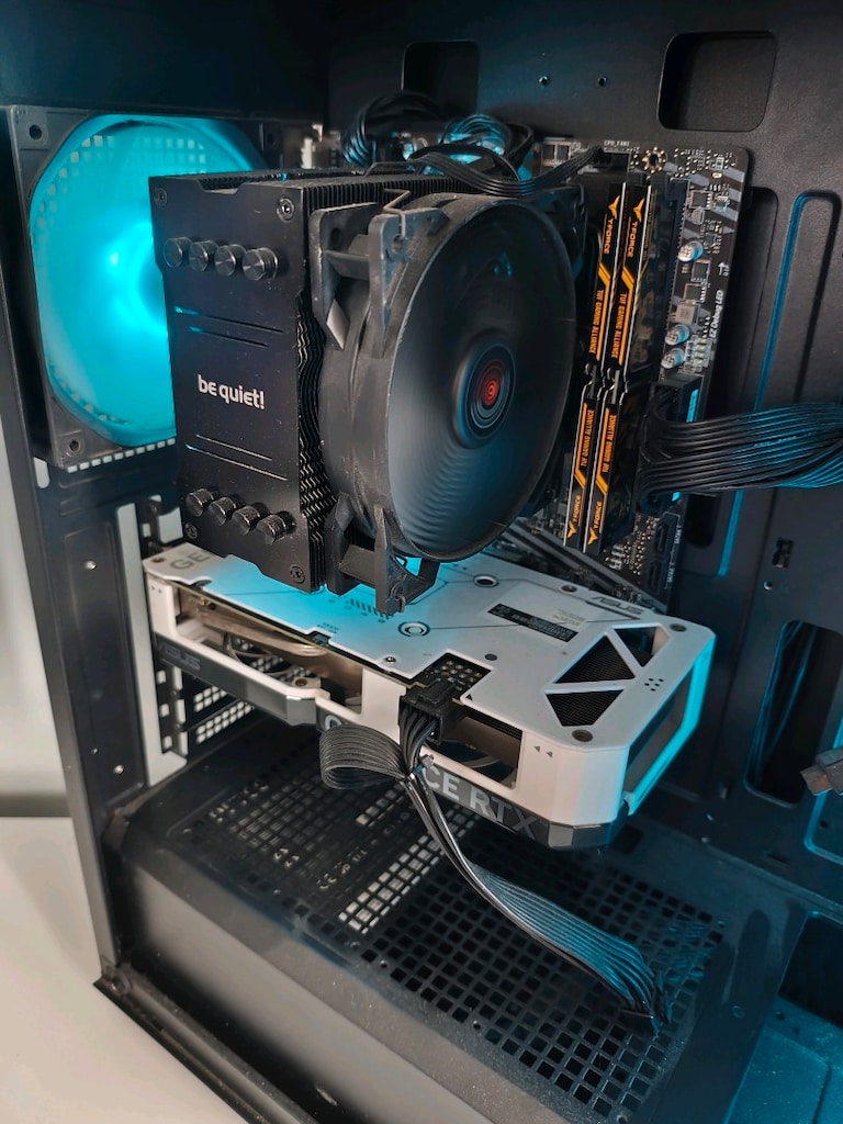 gaming PC + monitör 4060 sistem - Sıfırından Uygun Fiyata Al