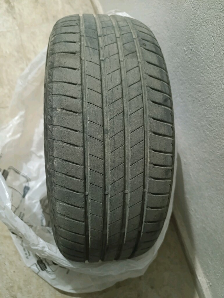 205 55 16 Yaz lastigi 4 adet bridgestone - 2