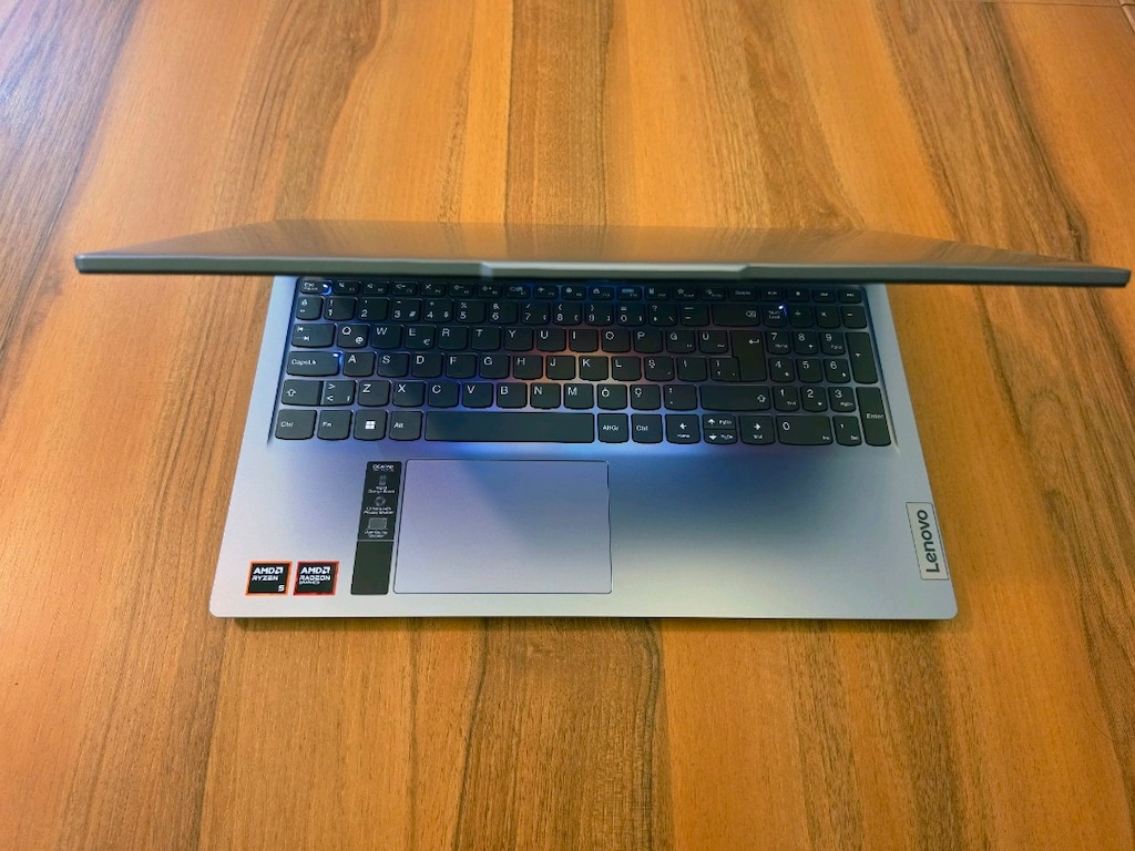 Lenovo Slim Amd Ryzen 5 islemci Hatasiz - 5