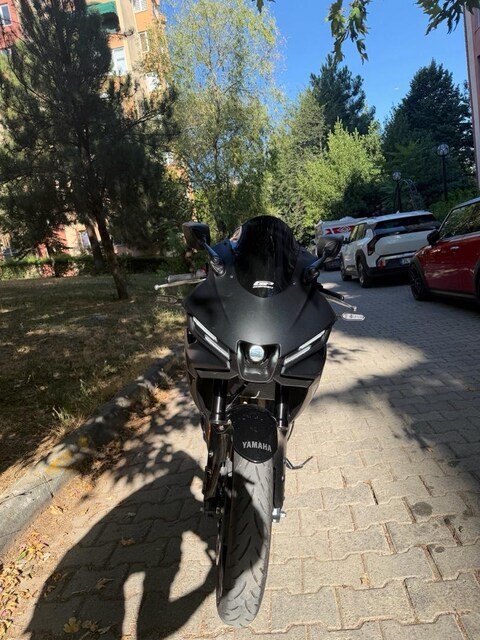 YAMAHA R25 ABS 2025