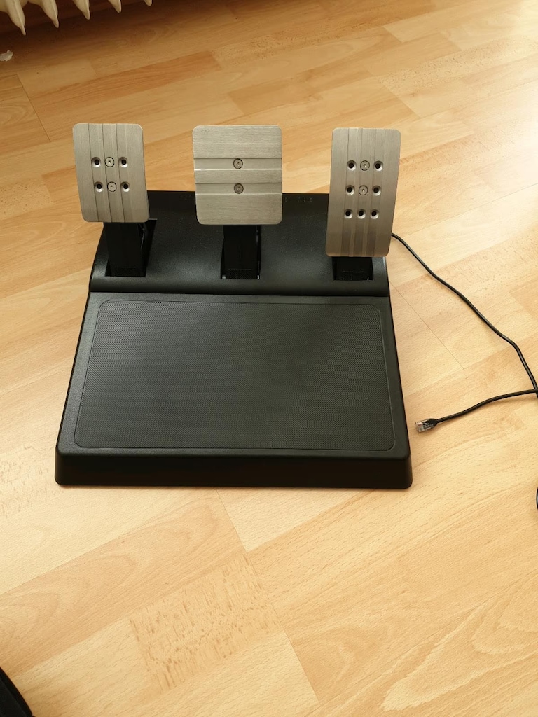 Thrustmaster T300 Direksiyon Seti + Shifter 4 Aylık Garantili - 4