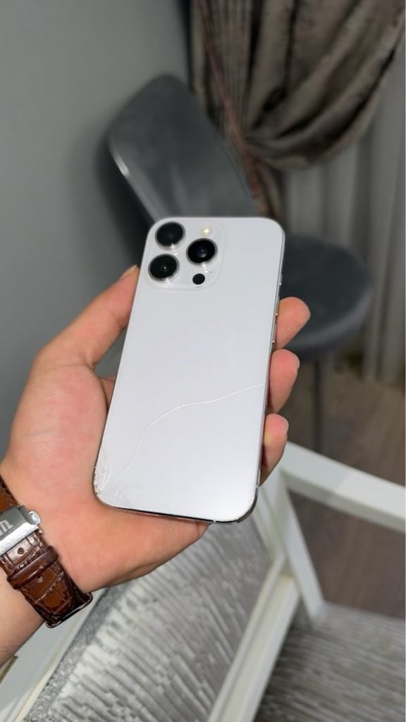 Iphone 16 pro Yurt disi - 2