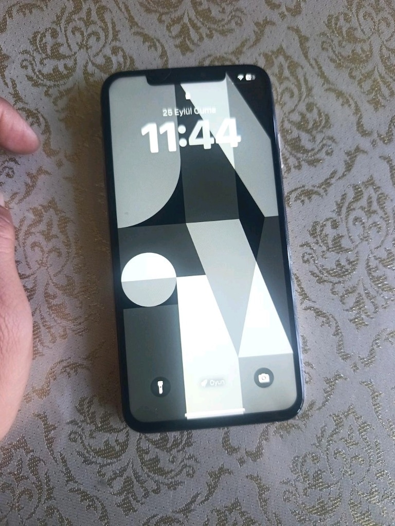 iPhone 11 TR ACİL - 3