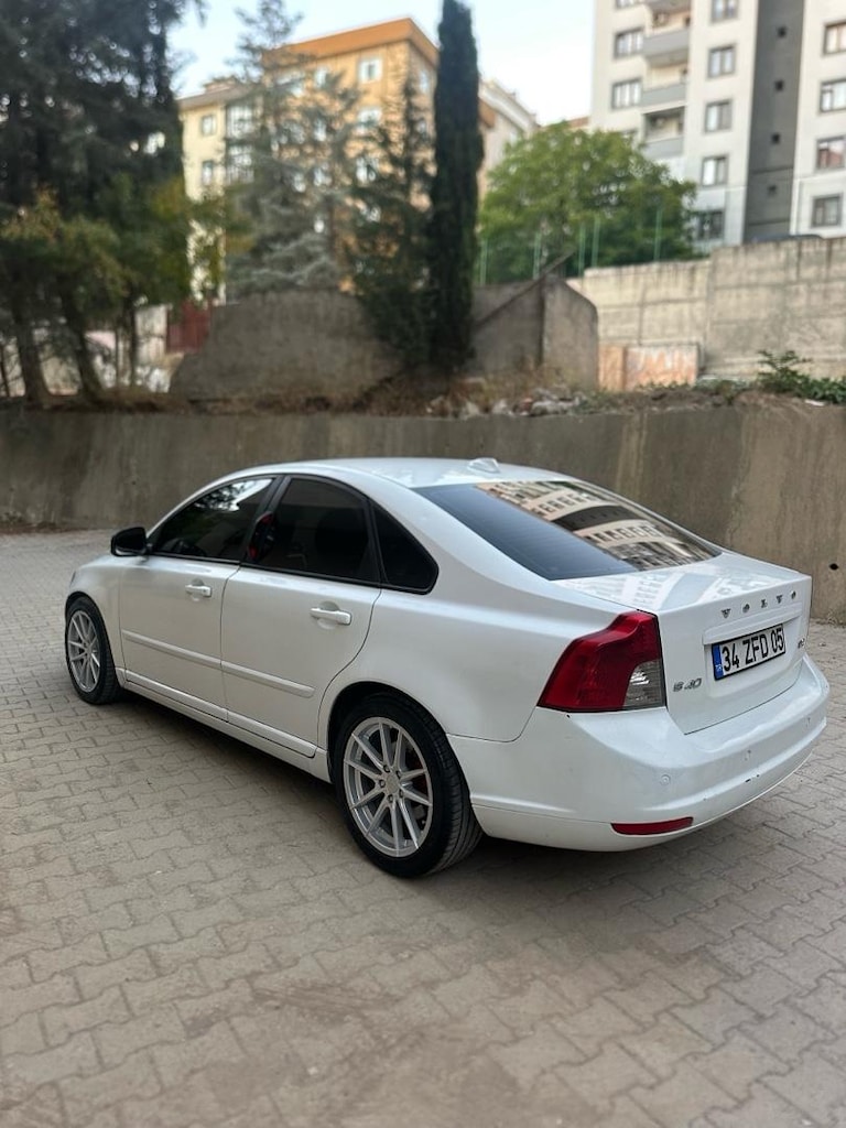 2012 V O L V O S40 1.6D2 - 8