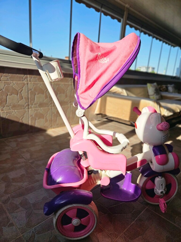 Hello Kitty 3 Tekerlekli Ebeveyn Kontrollü Bisiklet - 4