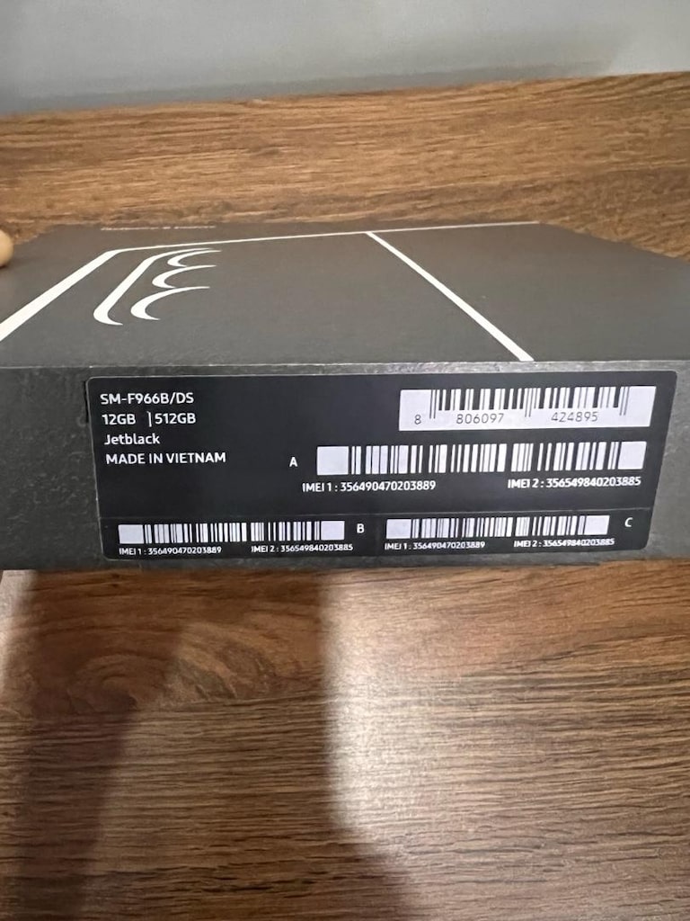 SAMSUNG Z FOLD 7 - 6