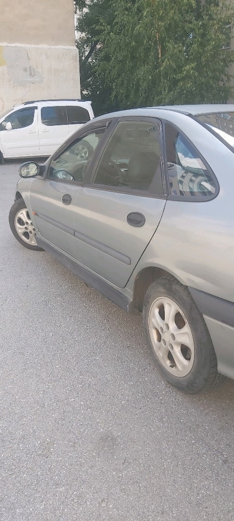 satlık laguna 1. 2.0 16v volvo motor 97 model - 2
