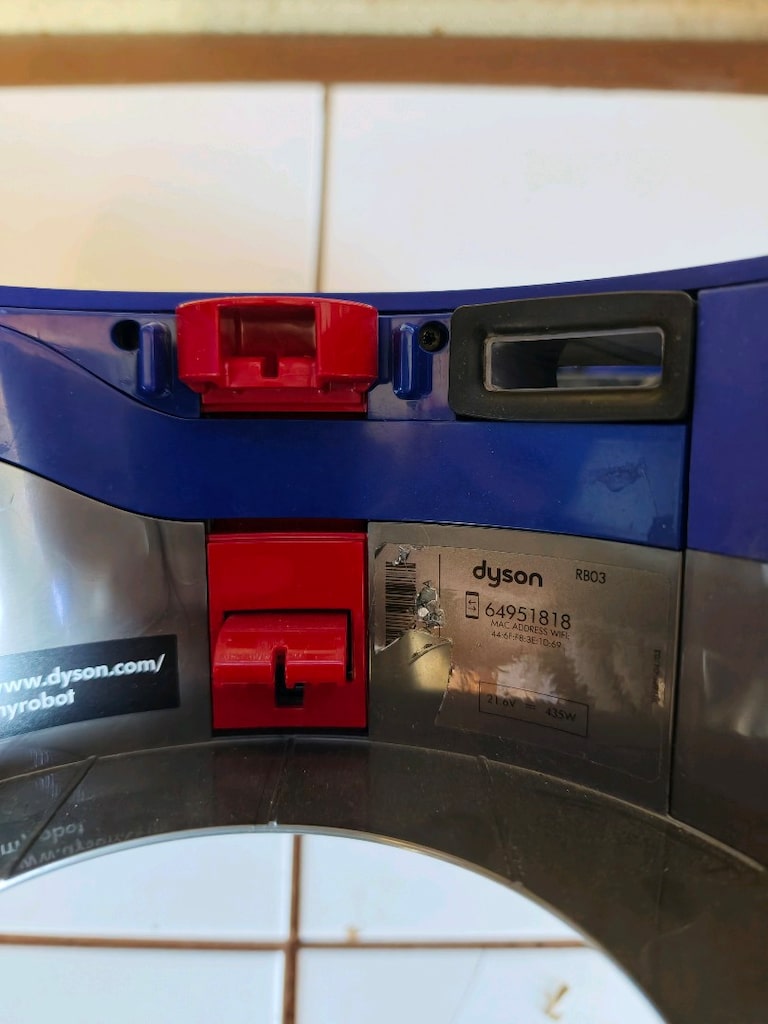 Dyson 360 Vis Nav robot süpürge gövdesi. satılıktır bataryası sağlam e - 2