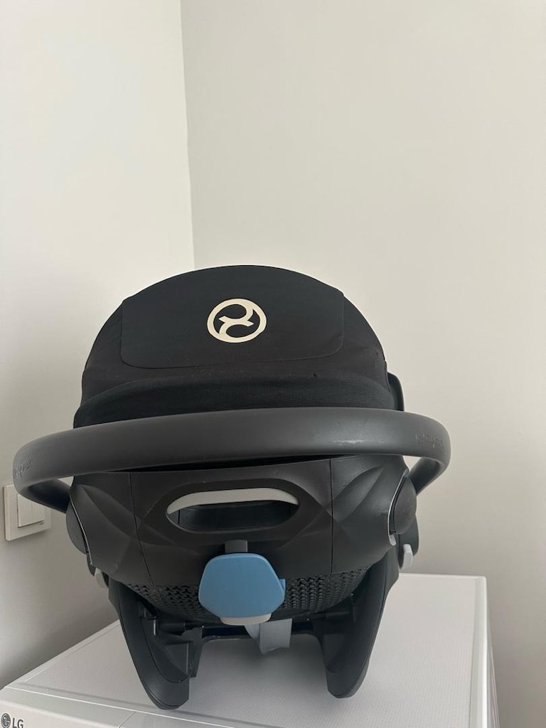 Cybex Cloud G Model ve Isofix araç bazası - 6
