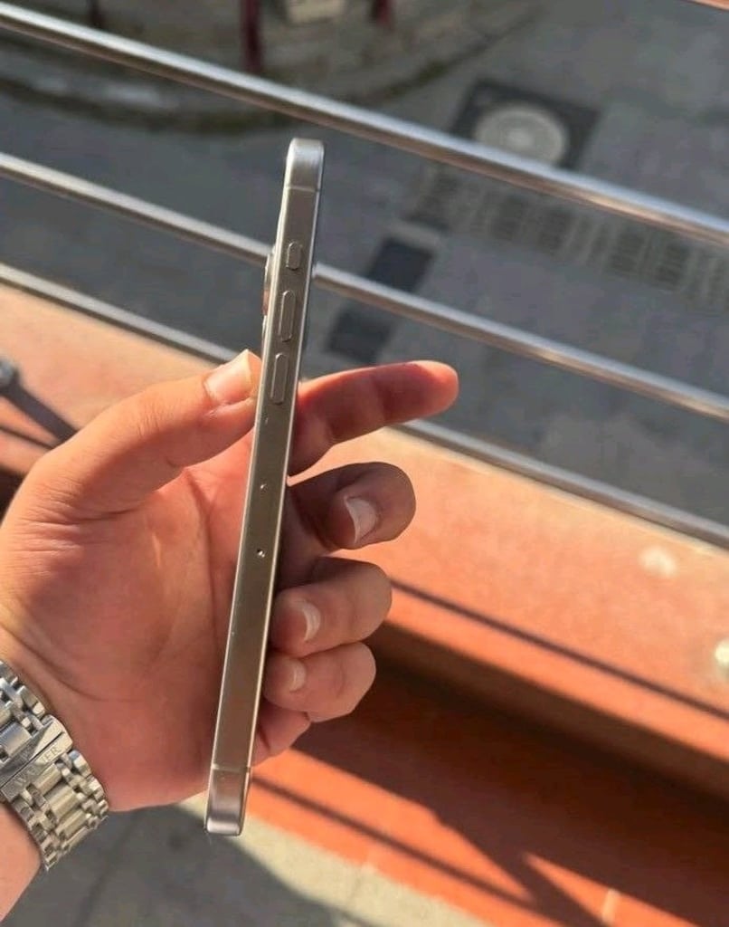 İlk Sahibinden İPhone 15 Promax - 3