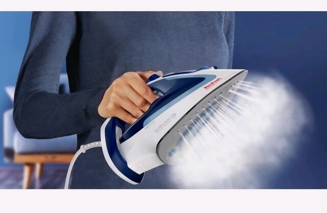 Tefal Easygliss Plus Buharlı Ütü 2700W Durilium Tabanlı Sıfır Ürün