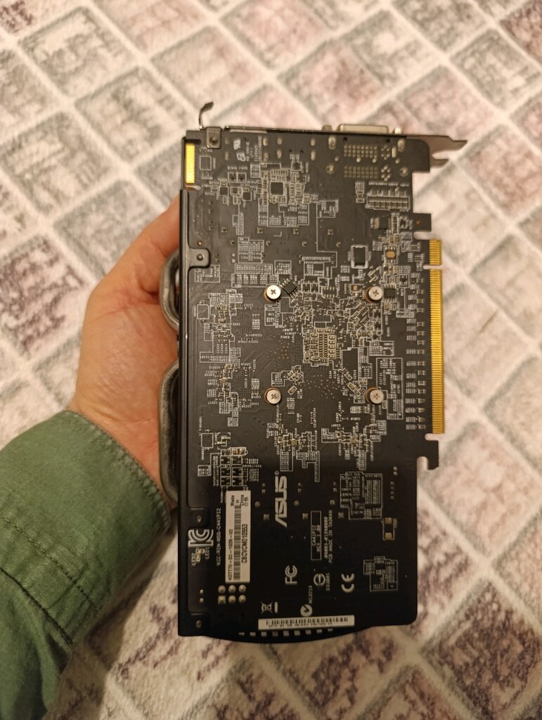 Asus ekran karti - 4