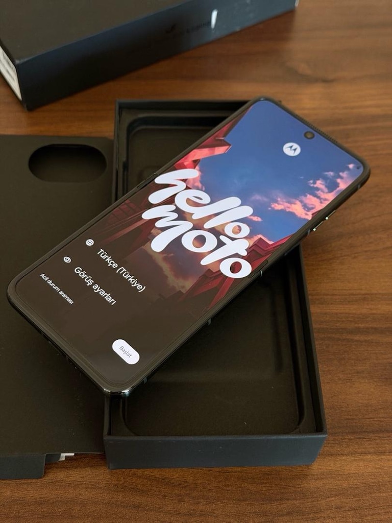 MOTOROLA RAZR 60 ULTRA 512 GB 2 GÜNLÜK FULL KUTULU GLOBAL - 3
