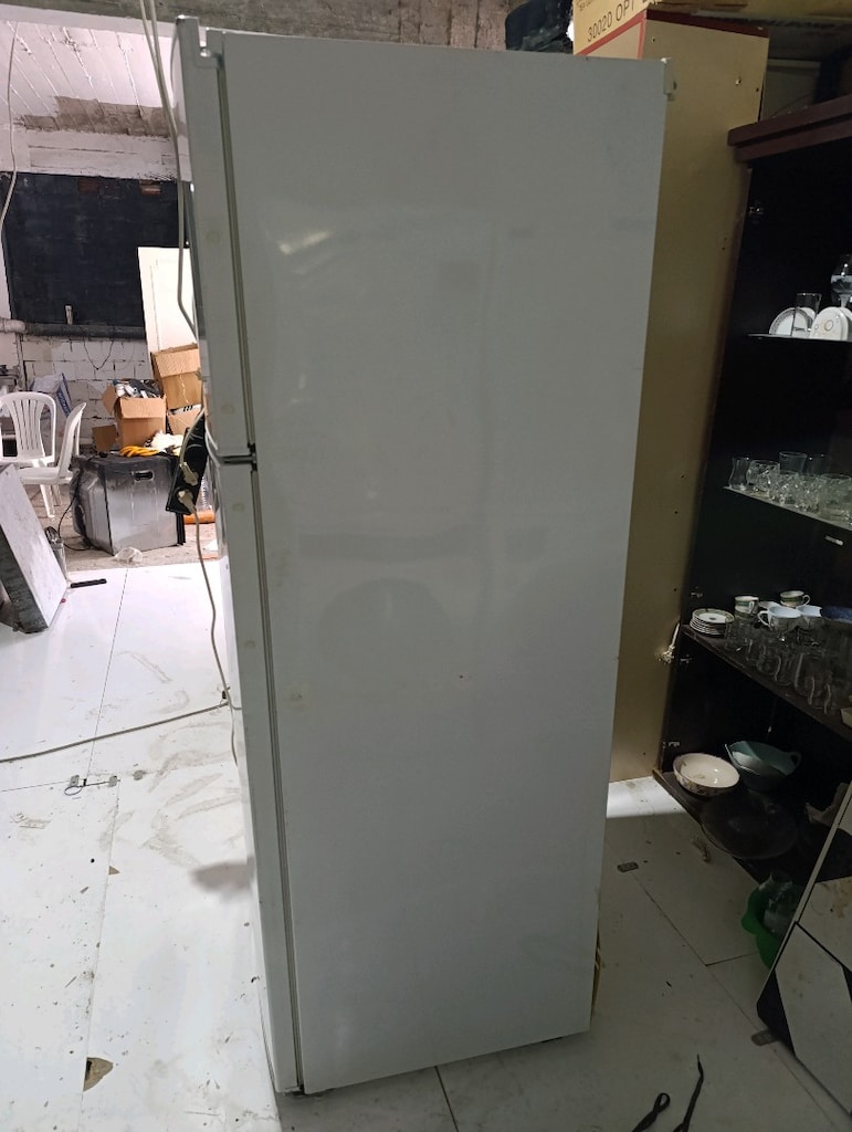 Altus buzdolabi sifir gibi - 3