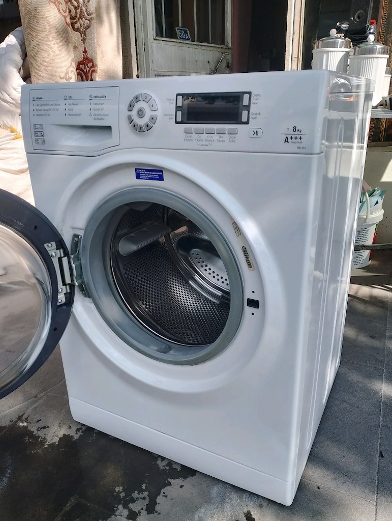 HOTPOİNT ARİSTON A ENERJİ 8 KG DİJİTAL EKRAN TEMİZ SAĞLAM ÇAMAŞIR MAKİ - 9