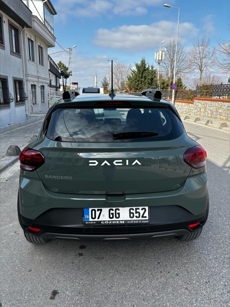 SAHİBİNDEN 2023 MODEL DACİA SANDERO - 2