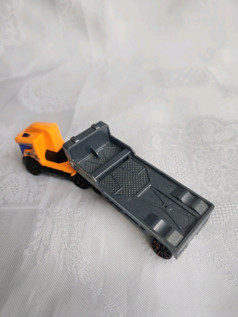 hotwheels trackın trucks chopter chase kamyon takibi taşıyıcı tır 2012 - 8