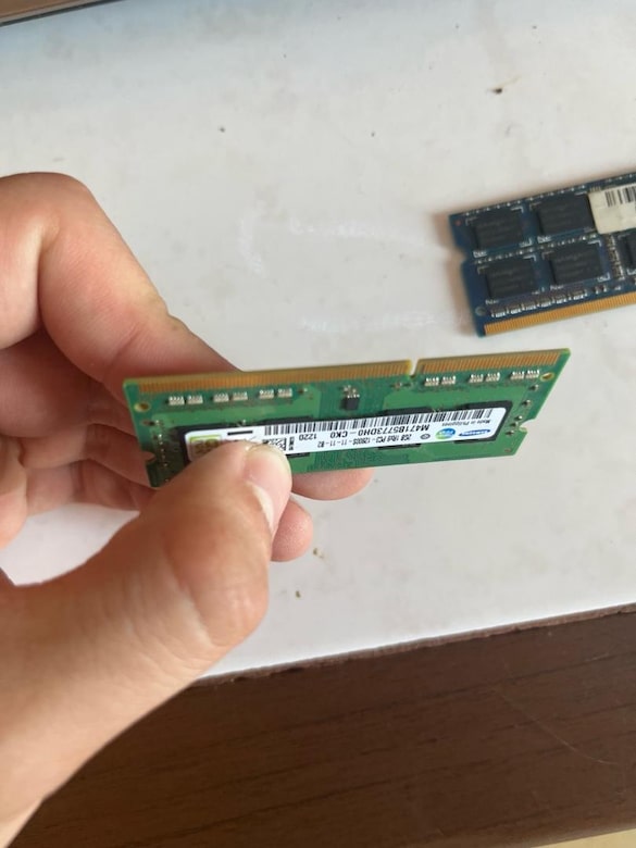 Samsung 2GB ve Kingston 4GB Ram ddr3 - 3