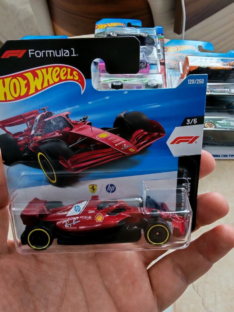 hot Wheels - SCUDERİA FERRARİ HP - FORMULA F1 / MODEL ARABA - 3
