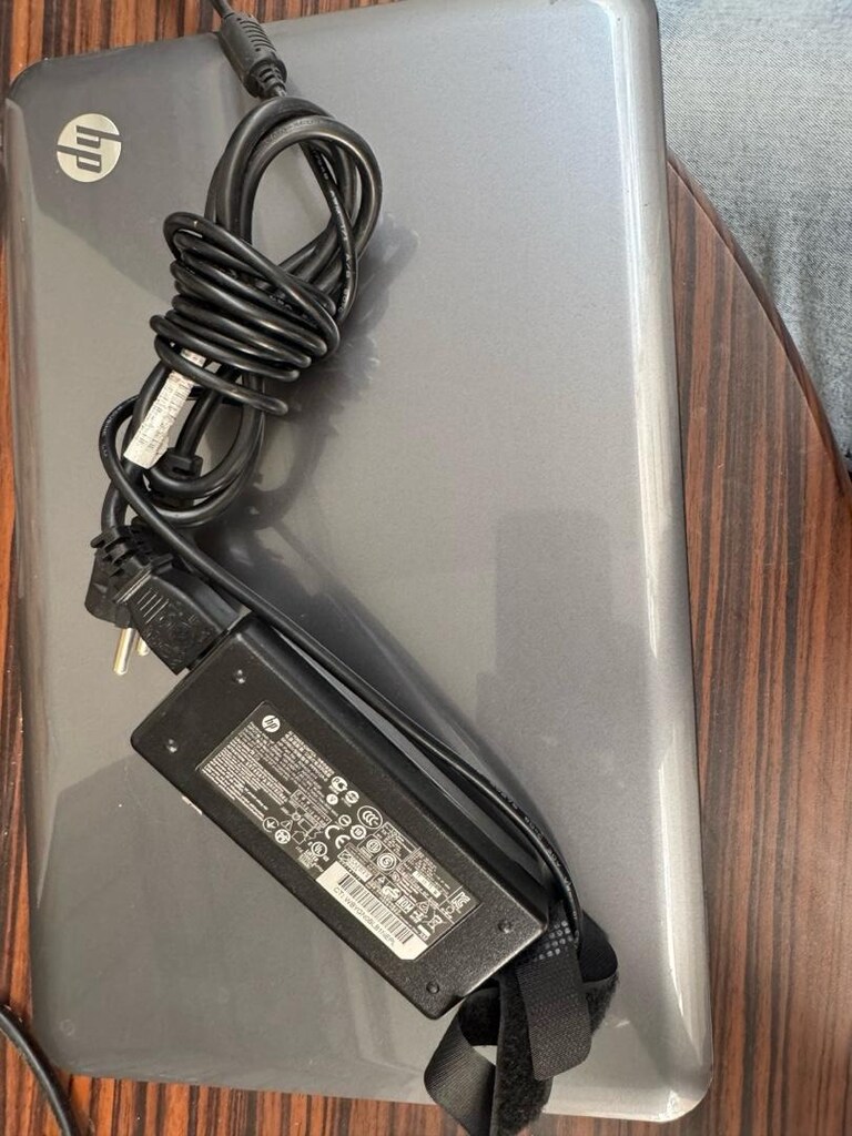 HP Pavilion g6 i5 İşlemci 4GB Ram Harici Ekran Kartlı Laptop - 9