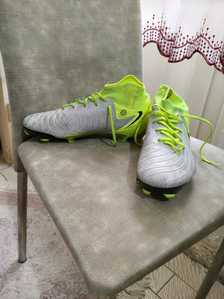 Nike Phantom Luna II Academy Fg/Mg FD6725 43 Numara Erkek Krampon - 2