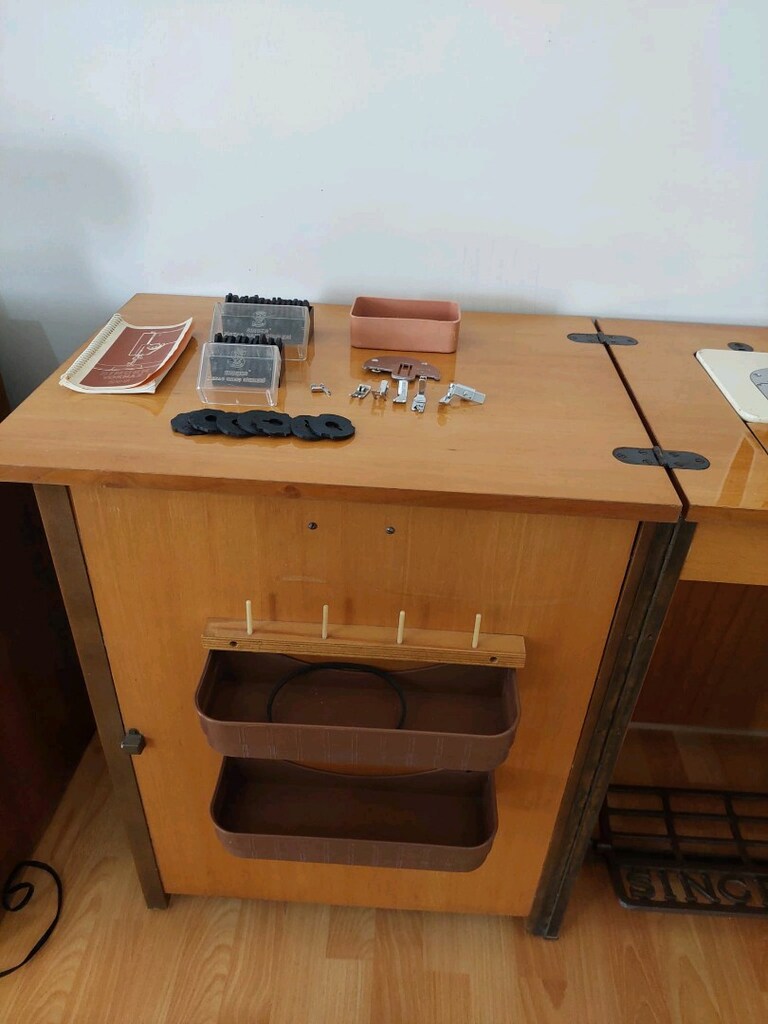 Singer Yoknaz 298 - 3